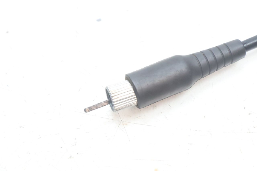 photo de SPEEDOMETER CABLE PEUGEOT KISBEE 4T 50 (2010 - 2017) - Zoom on usage condition