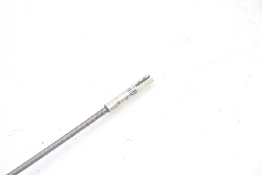 photo de SPEEDOMETER CABLE TRIUMPH SPRINT 900 (1995 - 1998) - Alternative perspective