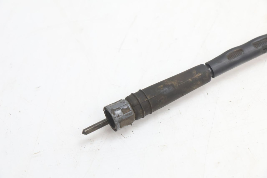 photo de SPEEDOMETER CABLE PEUGEOT VIVACITY 50 (1998 - 2003) - Zoom on usage condition