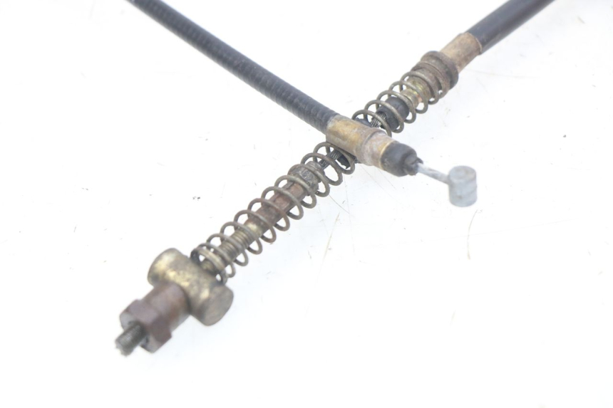 photo de REAR BRAKE CABLE YIYING YY50QT-10 50 (2007 - 2022) - Zoom on usage condition