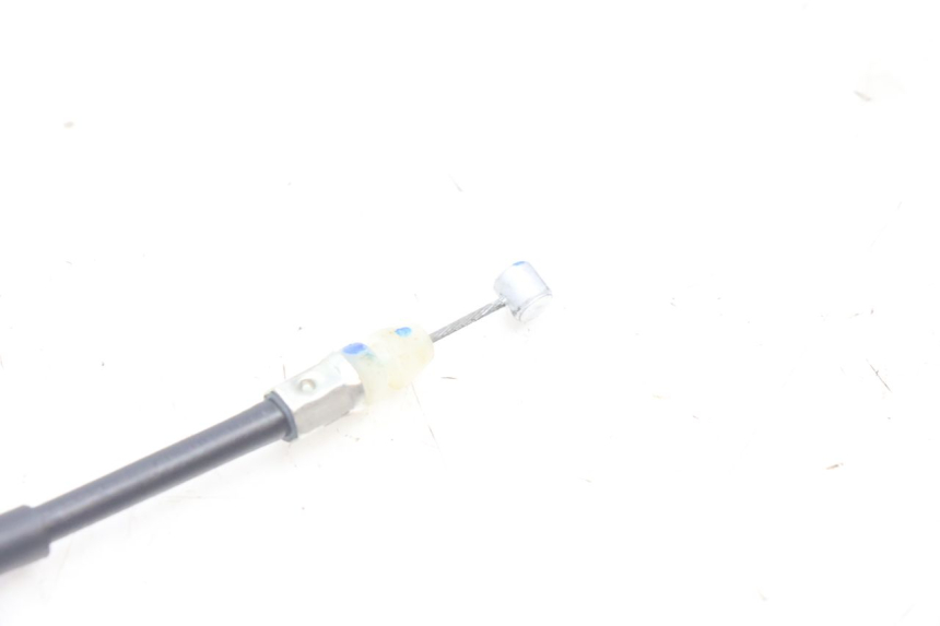 photo de SEAT LOCK CABLE YAMAHA FZ8 800 (2010 - 2016) - Alternative perspective