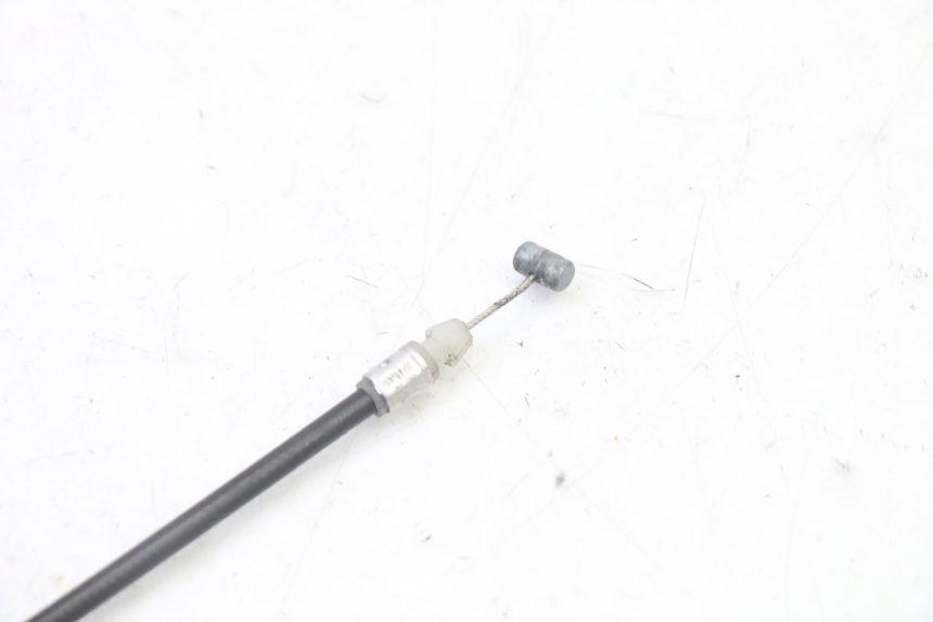 photo de SEAT LOCK CABLE BMW G310 R 310 (2016 - 2020) - Zoom on usage condition