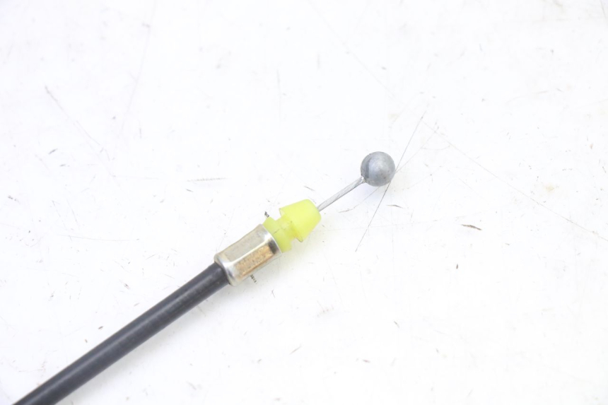 photo de SEAT LOCK CABLE KIDEN KD125-G 125 (2018 - 2022) - Zoom on usage condition