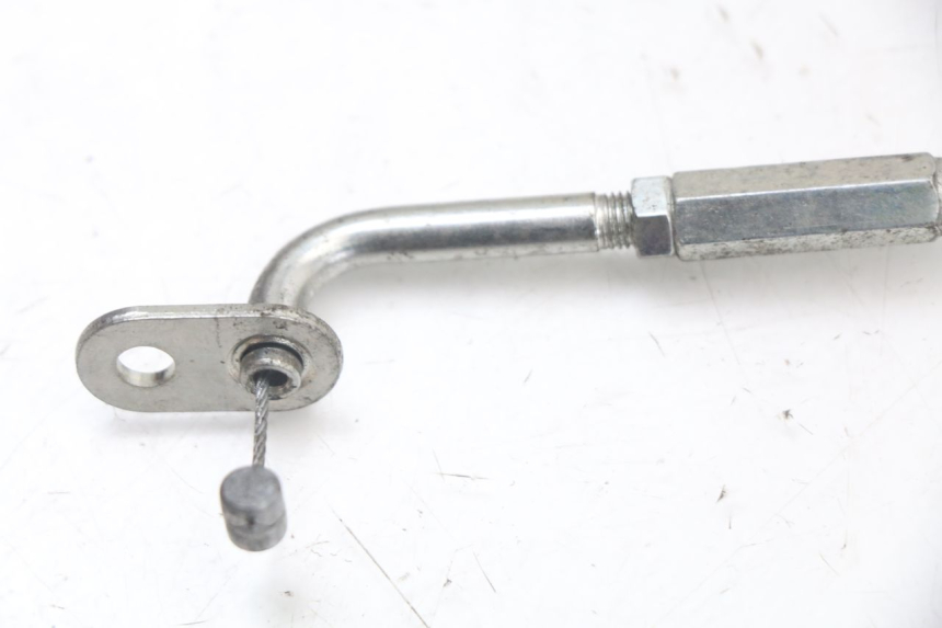 photo de SEAT LOCK CABLE PEUGEOT KISBEE 2T 50 (2018 - 2022) - Zoom on usage condition