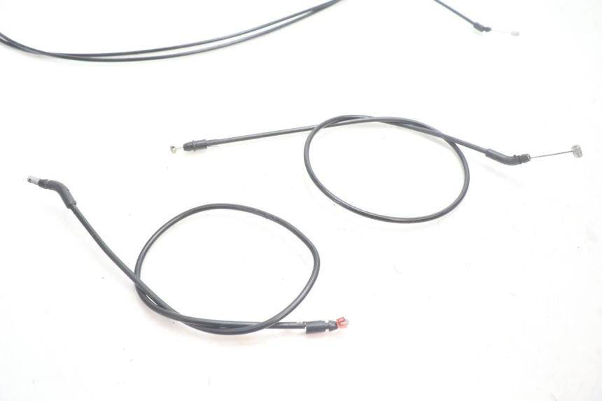 photo de SEAT LOCK CABLE PIAGGIO MP3 LT 300 (2010 - 2016) - Alternative perspective