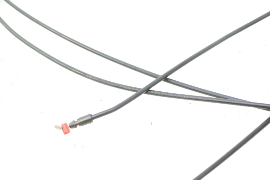 photo de SEAT LOCK CABLE PIAGGIO MP3 500 (2011 - 2015) - Alternative perspective