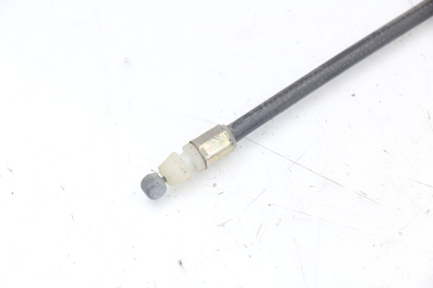 photo de SEAT LOCK CABLE PEUGEOT BELVILLE 125 (2017 - 2021) - Zoom on usage condition