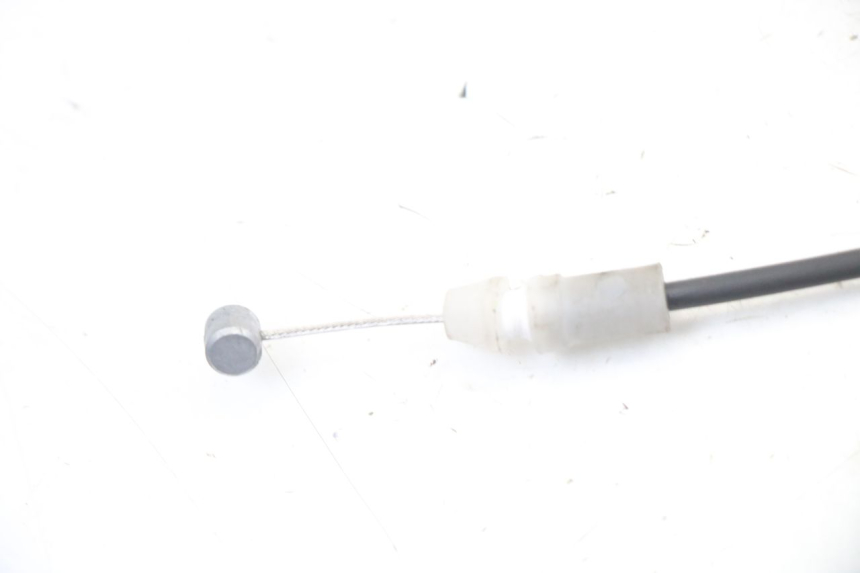 photo de SEAT LOCK CABLE YAMAHA TRACER 7 700 (2020 - 2024) - Zoom on usage condition