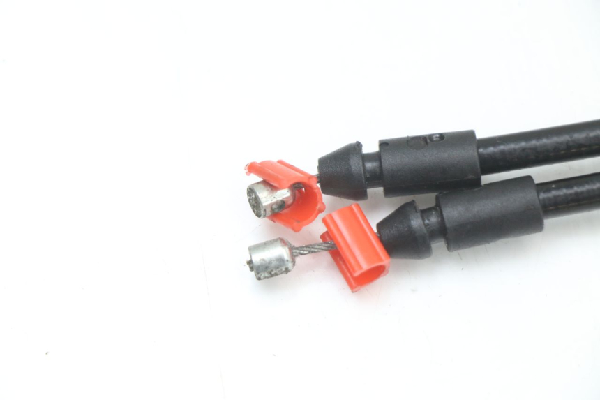 photo de SEAT OPENING CABLE PIAGGIO X10 125 (2012 - 2017) - Zoom on usage condition