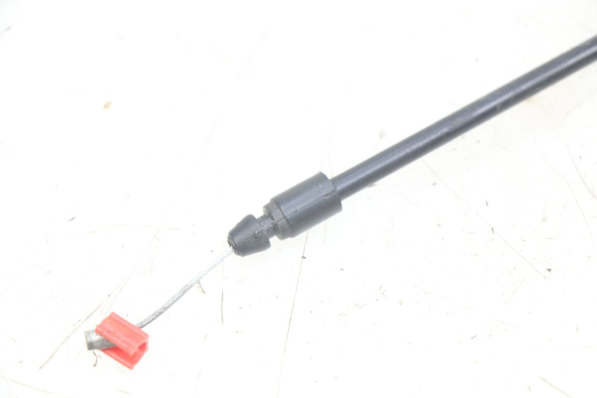 photo de SEAT OPENING CABLE PIAGGIO X8 125 (2004 - 2007) - Zoom on usage condition