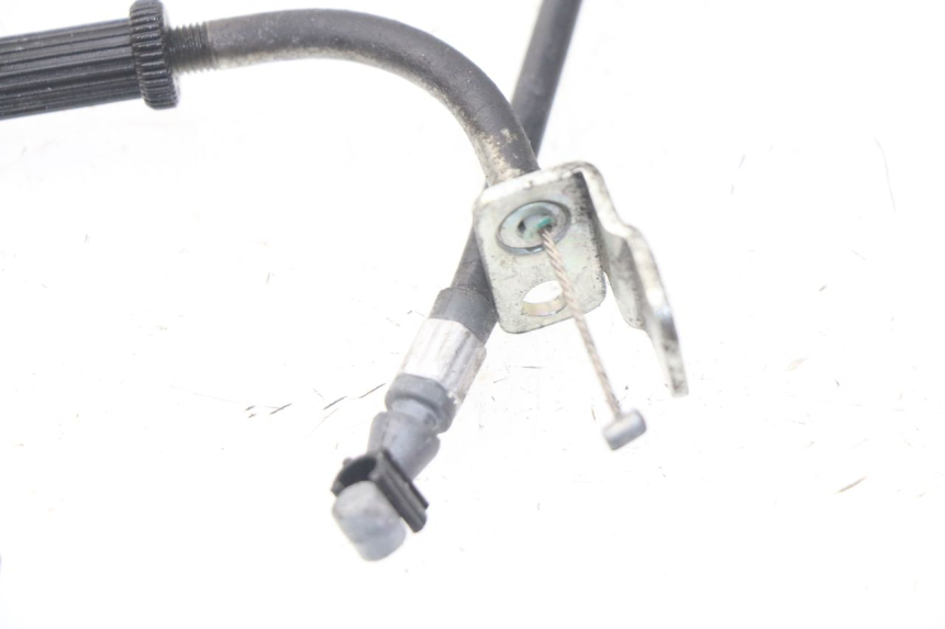 photo de SEAT LOCK CABLE YAMAHA YP X-MAX XMAX 400 (2014 - 2017) - Technical close-up