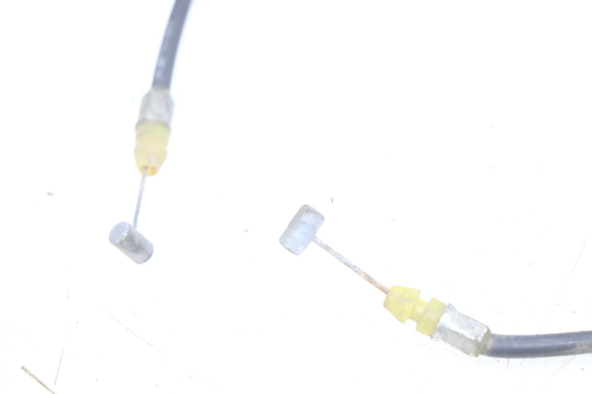 photo de SEAT OPENING CABLE KAWASAKI Z 750 (2007 - 2013) - Fixing points details