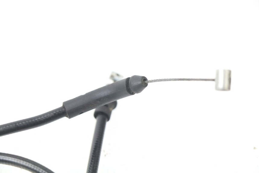 photo de FUEL FLAP CABLE PIAGGIO MP3 500 (2011 - 2015) - Zoom on usage condition