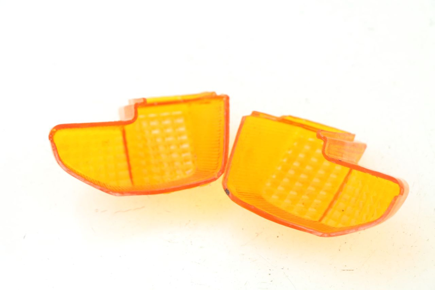 photo de REAR TURN SIGNAL LENSE YAMAHA BW'S 50 (1999 - 2003) - Component detail