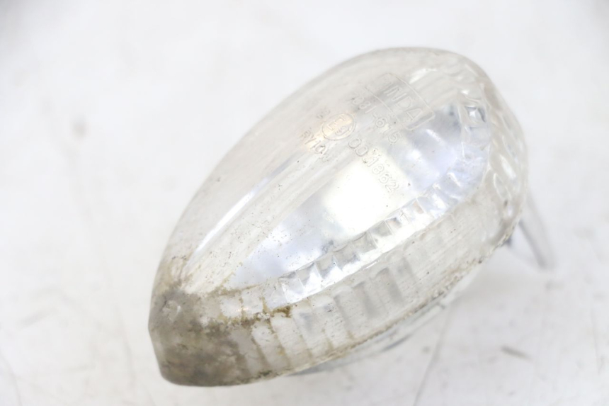 photo de FRONT RIGHT TURN SIGNAL LENSE PIAGGIO MP3 LT 300 (2010 - 2016) - Zoom on usage condition