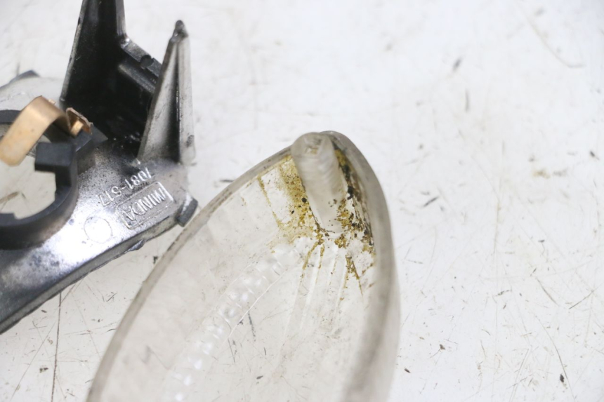 photo de FRONT RIGHT TURN SIGNAL LENSE PIAGGIO MP3 LT 300 (2010 - 2016) - Technical close-up