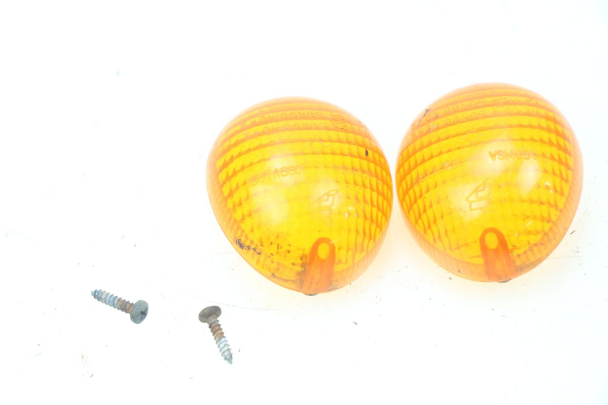 photo de FRONT TURN SIGNAL LENS PEUGEOT LUDIX 50 (2008 - 2017) - Zoom on usage condition