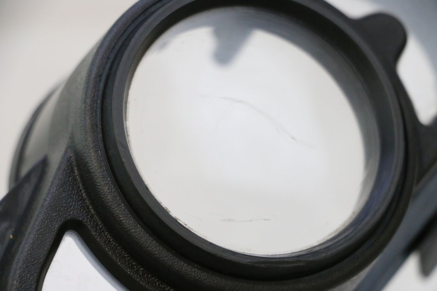 photo de SPEEDOMETER LENSE KYMCO AGILITY 4T 10" 50 (2005 - 2018) - Zoom on usage condition