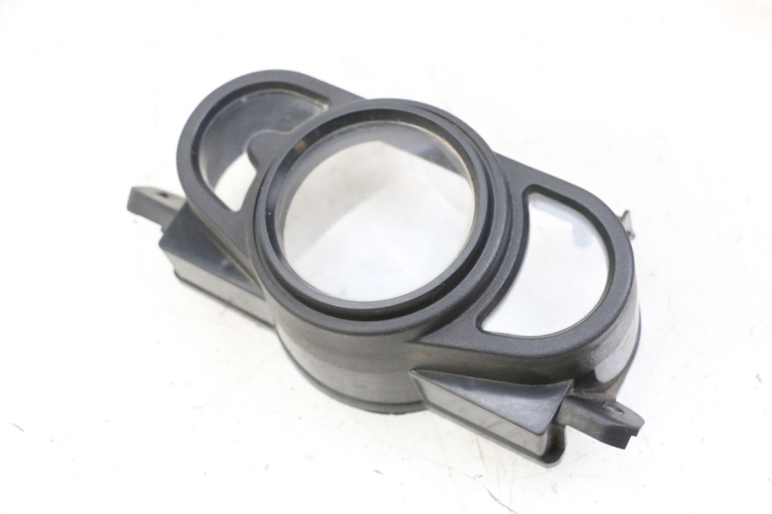 photo de SPEEDOMETER LENSE KYMCO AGILITY 4T 50 (2018 - 2022) - Fixing points details