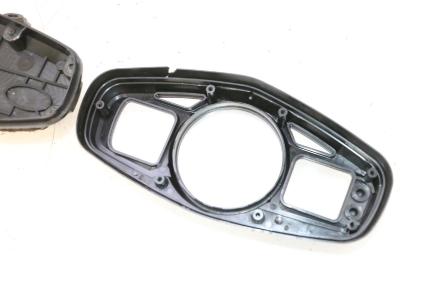 photo de SPEEDOMETER LENSE SUZUKI GSR 600 (2005 - 2012) - Detailed visual inspection