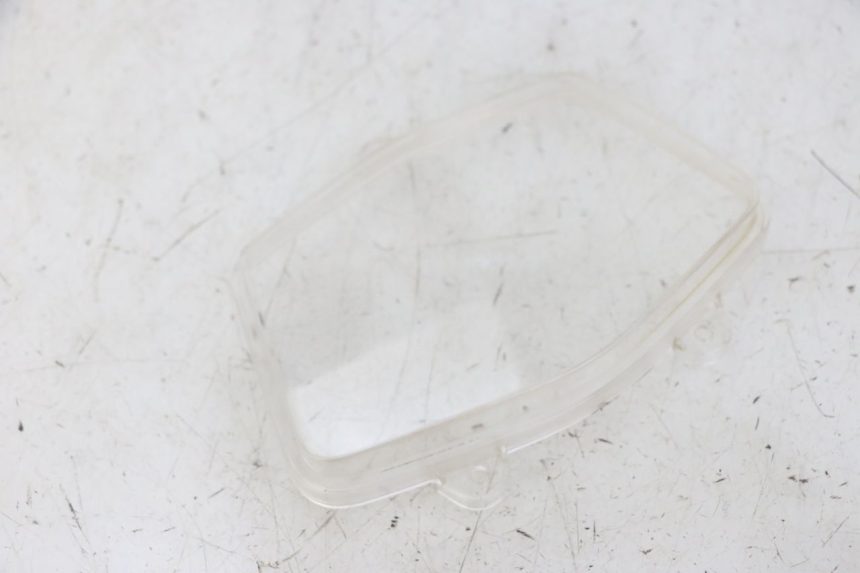 photo de SPEEDOMETER LENSE PEUGEOT KISBEE 2T 50 (2010 - 2017) - Alternative perspective
