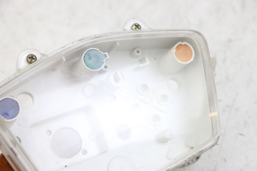 photo de SPEEDOMETER COVER PEUGEOT KISBEE 4T 50 (2018 - 2022) - Component detail