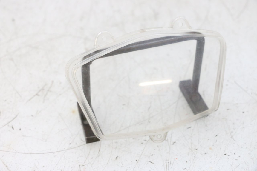 photo de SPEEDOMETER COVER PEUGEOT KISBEE 4T 50 (2018 - 2022) - Zoom on usage condition