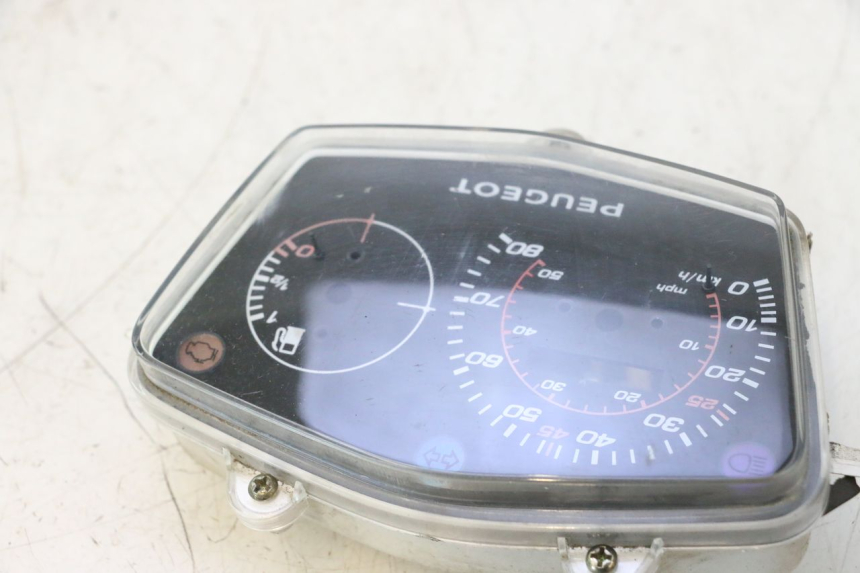 photo de SPEEDOMETER COVER PEUGEOT KISBEE 4T 50 (2018 - 2022) - Markings and original references