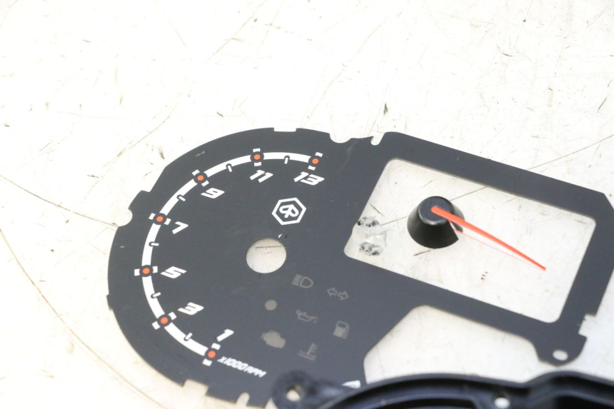 photo de SPEEDOMETER LENSE PIAGGIO NRG POWER PUREJET 50 (2018 - 2021) - High-resolution close-up