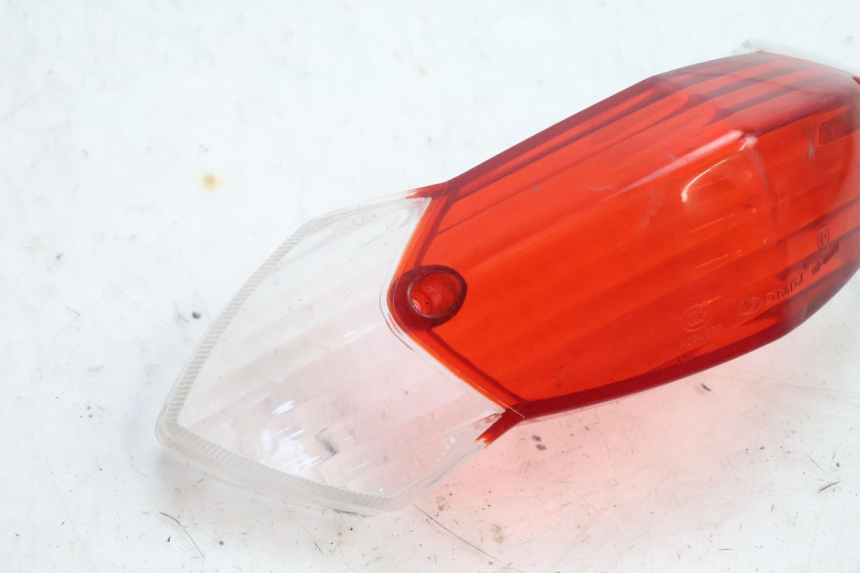 photo de REAR LIGHT LENS PEUGEOT KISBEE 2T 50 (2010 - 2017) - Component detail