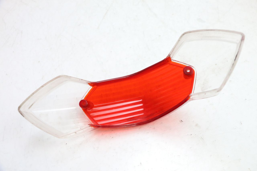 photo de TAIL LIGHT LENSE PEUGEOT KISBEE 4T 50 (2018 - 2022) - Alternative perspective