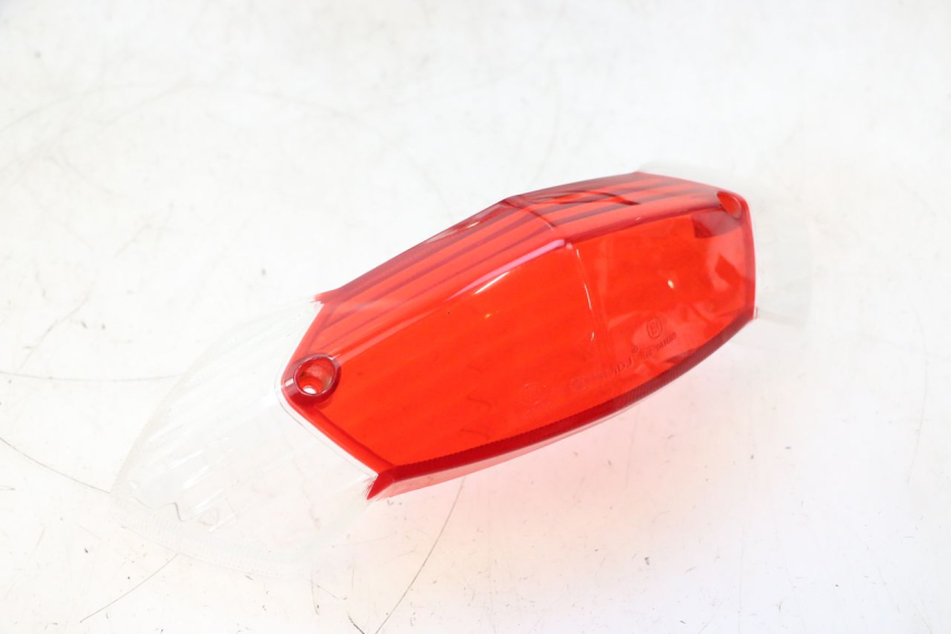 photo de TAIL LIGHT LENSE PEUGEOT KISBEE 4T 50 (2023 - 2026) - Main view