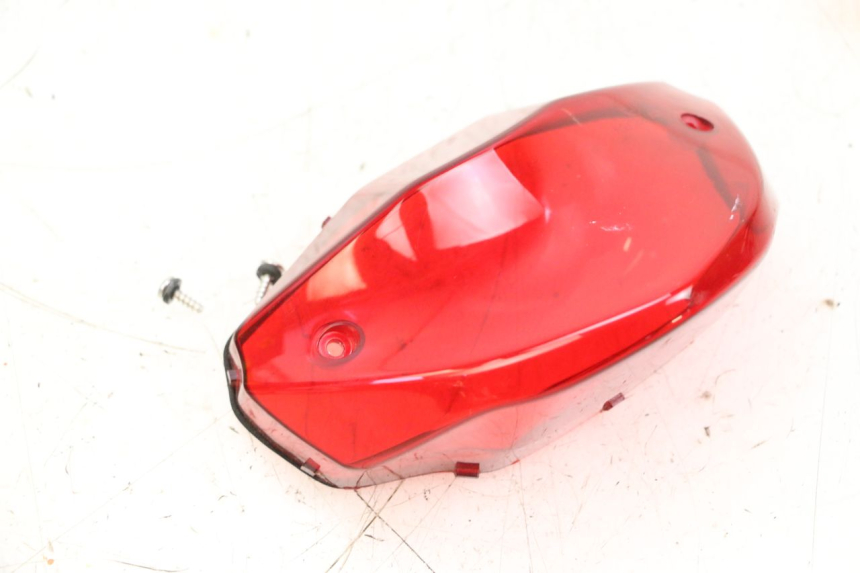 photo de REAR LIGHT LENS SYM ORBIT 2 4T 50 (2008 - 2017) - Technical close-up