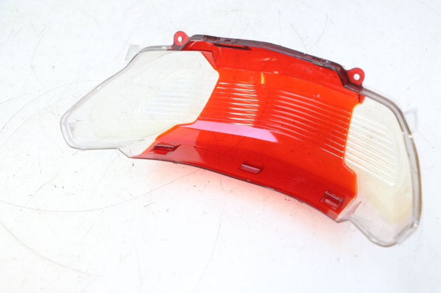 photo de REAR LIGHT LENS JM MOTORS SANTANA 50 (2014 - 2023) - Fixing points details