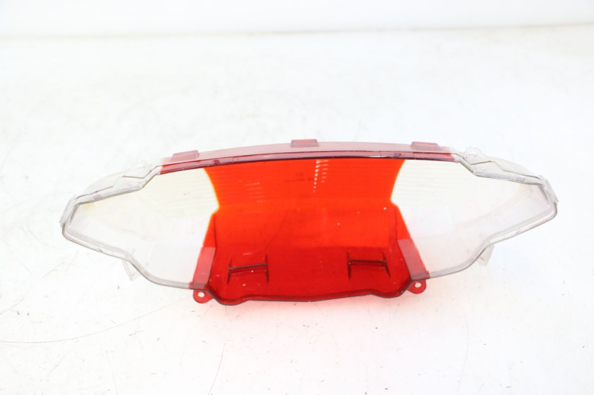 photo de REAR LIGHT LENS JM MOTORS SANTANA 50 (2014 - 2023) - Surface and material condition
