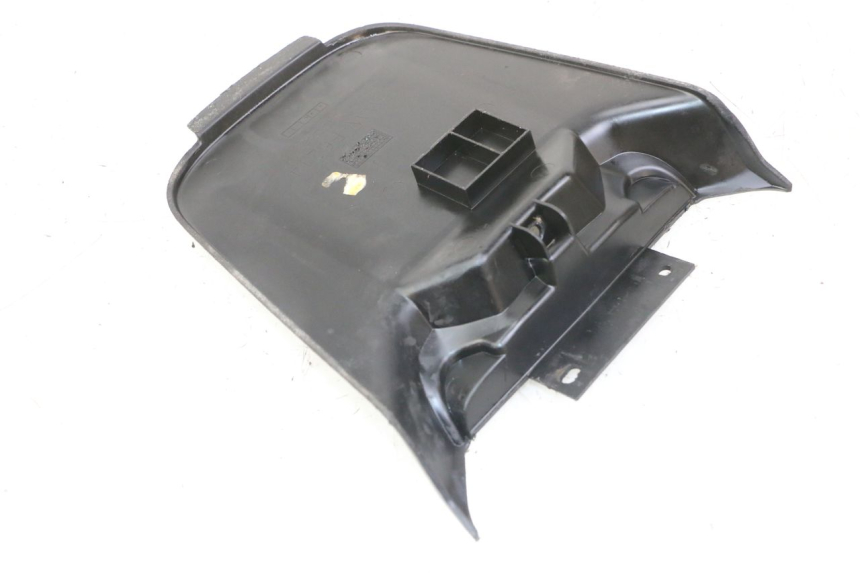 photo de BATTERY COVER MBK BOOSTER SPIRIT NAKED 50 (2004 - 2017) - Component detail