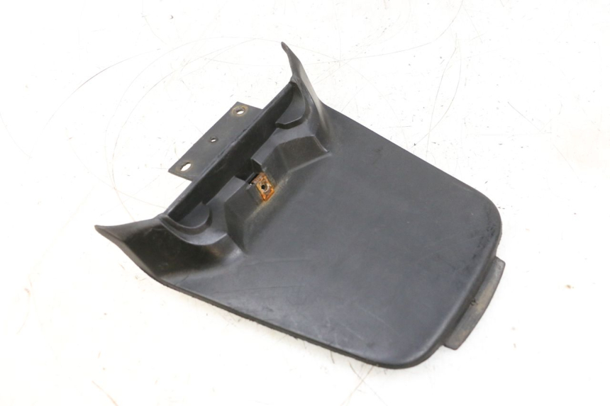 photo de BATTERY COVER MBK BOOSTER SPIRIT NAKED 50 (2004 - 2017) - Technical close-up