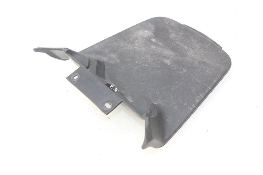 photo de BATTERY COVER YAMAHA BW'S EASY 50 (2013 - 2016) - Zoom on usage condition