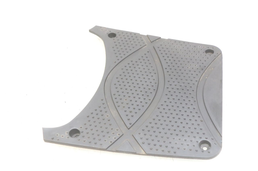 photo de BATTERY COVER SYM CROX 4T 50 (2016 - 2023) - Zoom on usage condition