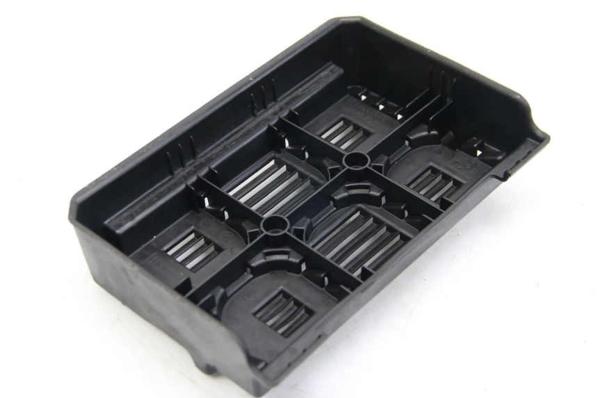 photo de BATTERY COVER PEUGEOT E-VIVACITY 1 (2012 - 2018) - Alternative perspective