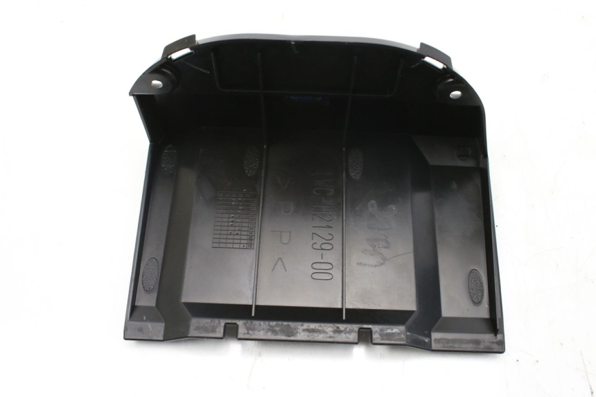 photo de BATTERY COVER YAMAHA D'ELIGHT DELIGHT 115 (2013 - 2017) - Zoom on usage condition