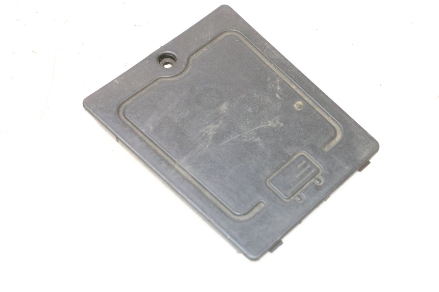 photo de BATTERY COVER KEEWAY F-ACT FACT EVO 50 (2020 - 2026) - Zoom on usage condition