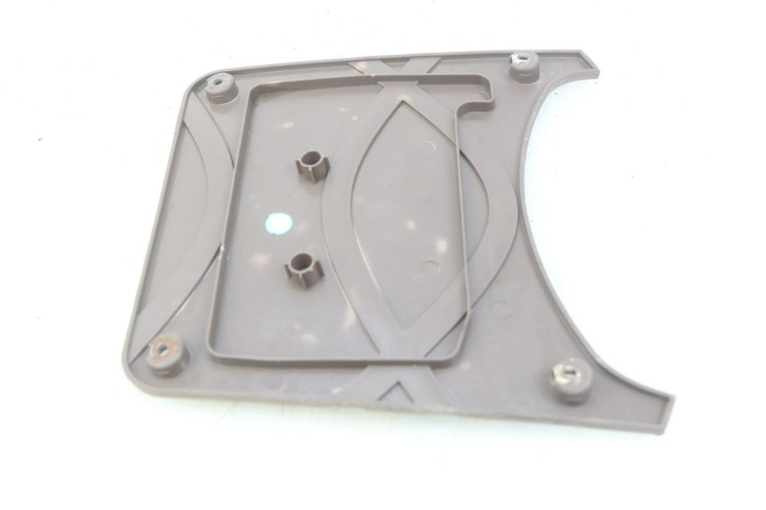 photo de BATTERY COVER SYM FIDDLE 2 125 (2010 - 2013) - Component detail