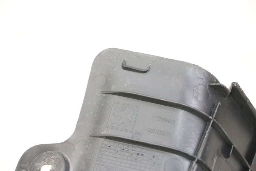 photo de BATTERY COVER PEUGEOT KISBEE 2T 50 (2010 - 2017) - Component detail