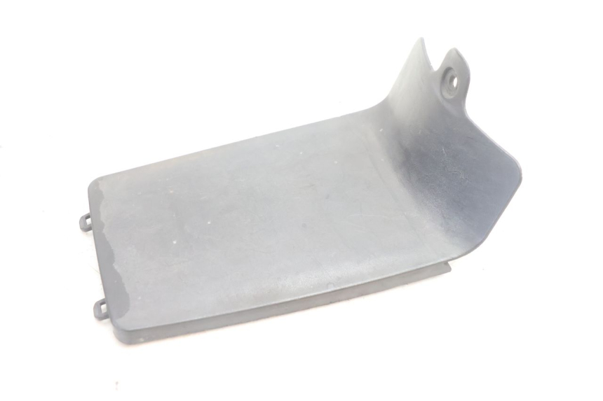 photo de BATTERY COVER PEUGEOT KISBEE 2T 50 (2010 - 2017) - Technical close-up