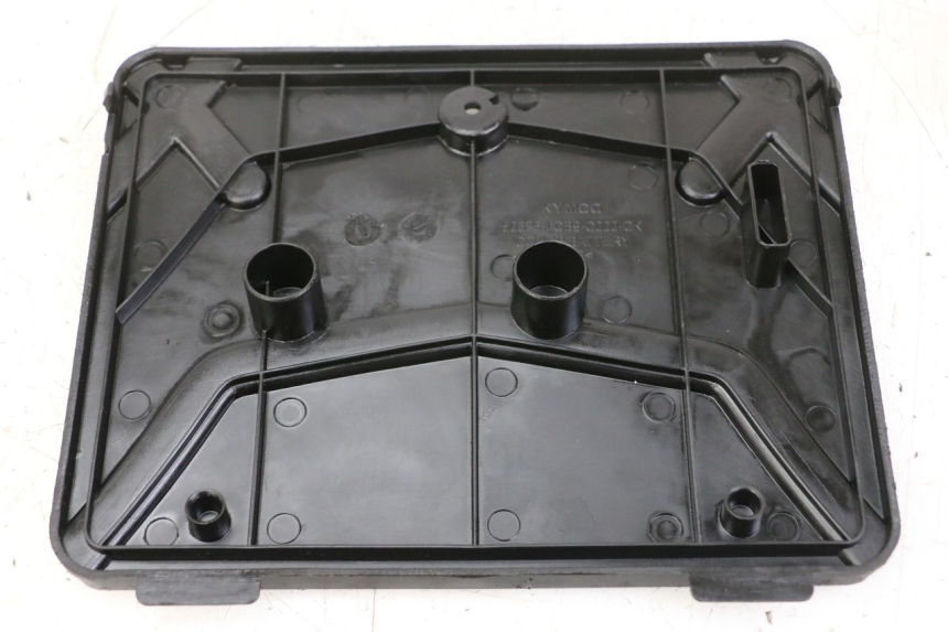 photo de BATTERY COVER KYMCO AGILITY 4T 50 (2018 - 2022) - Component detail
