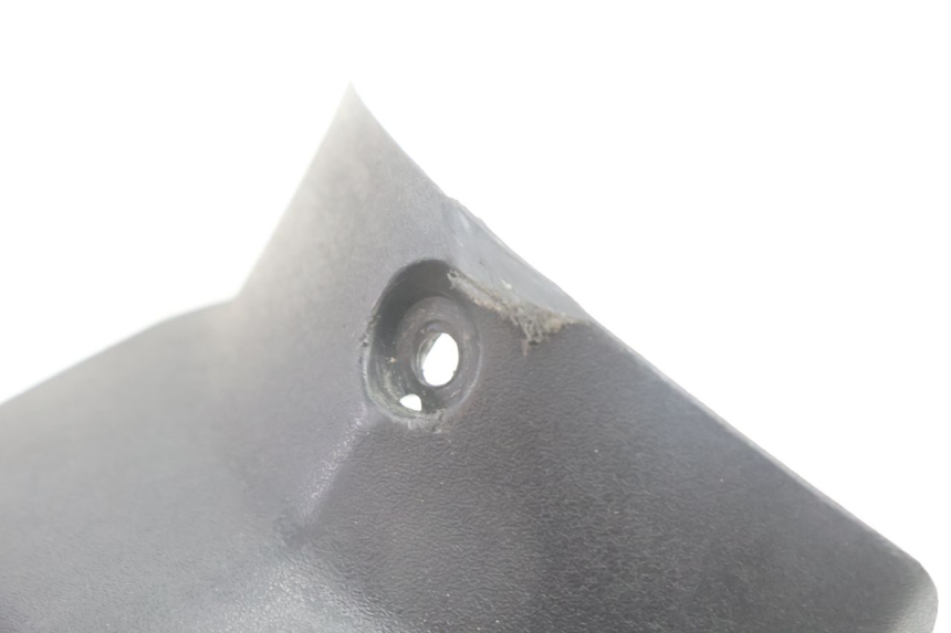 photo de BATTERY COVER PEUGEOT LUDIX BLASTER 50 (2006 - 2014) - Zoom on usage condition