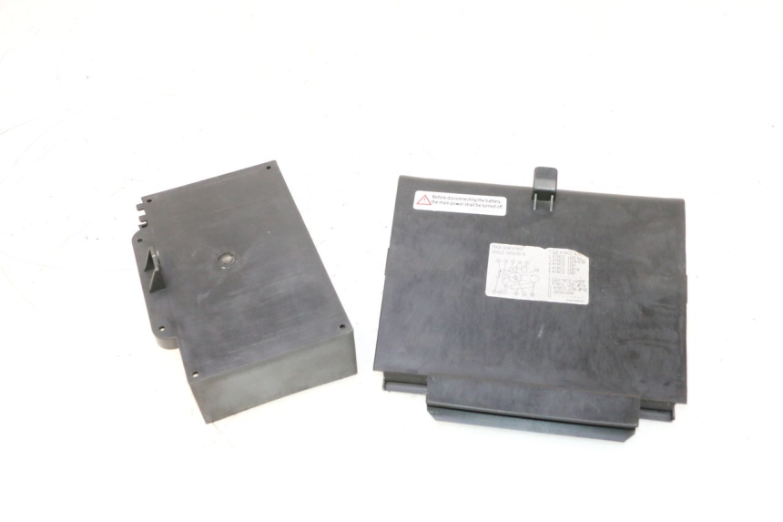 photo de BATTERY COVER KYMCO MOVIE S 125 (2009 - 2018) - Main view