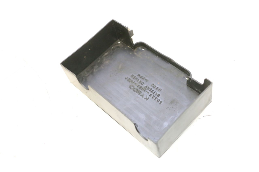 photo de BATTERY COVER KYMCO MOVIE S 125 (2009 - 2018) - Alternative perspective