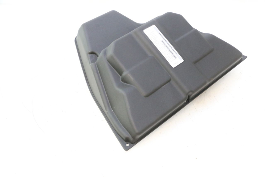photo de BATTERY COVER PIAGGIO MP3 HPE 530 (2022 - 2026) - Technical close-up
